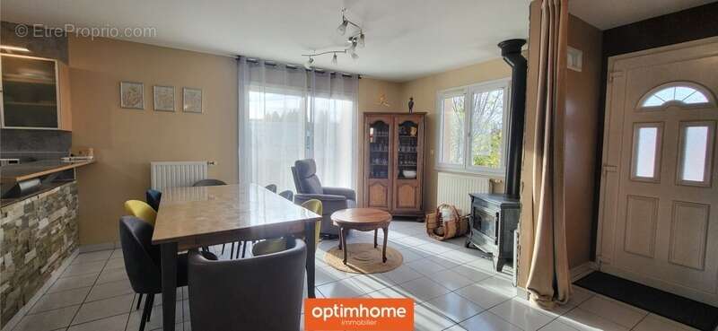 Maison à THAON-LES-VOSGES