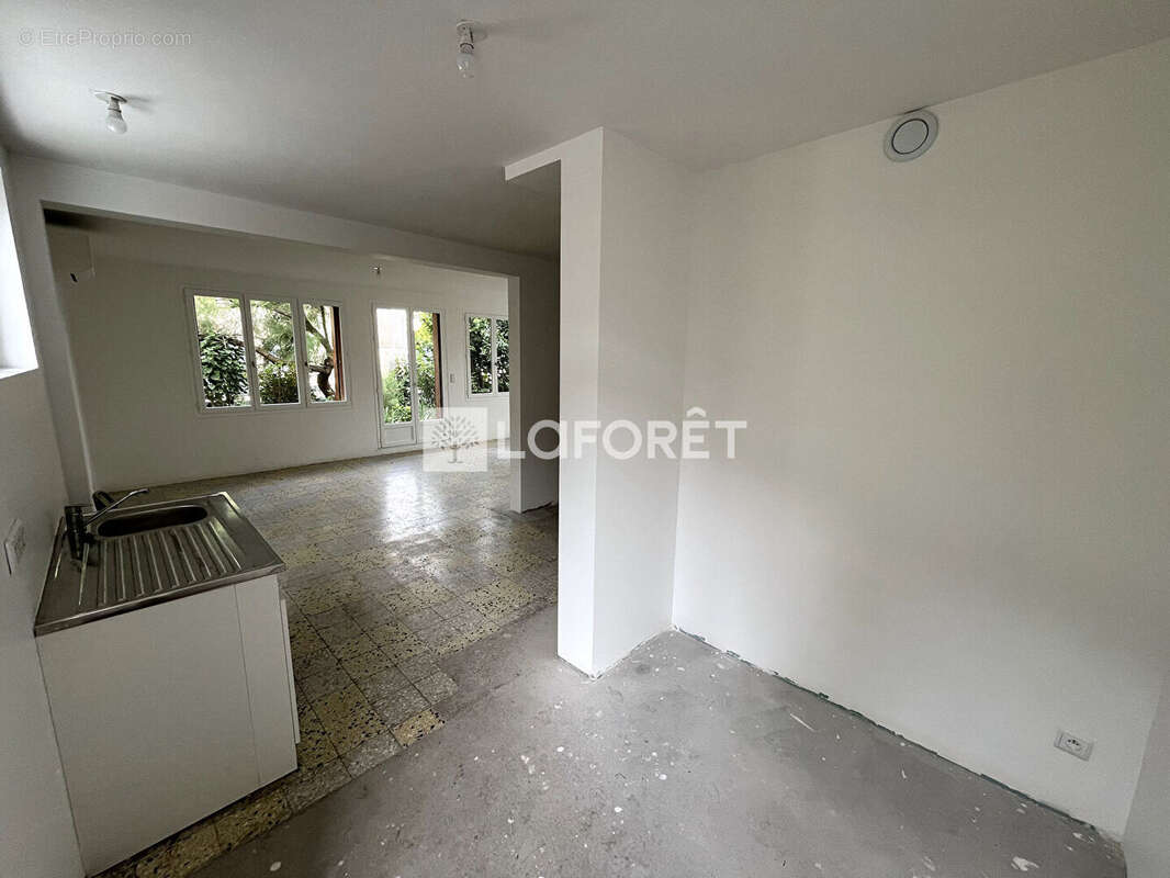 Maison à SERAINCOURT