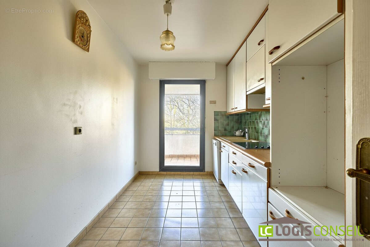 Appartement à CHATILLON