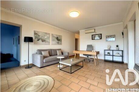Photo 1 - Appartement à PERNES-LES-FONTAINES