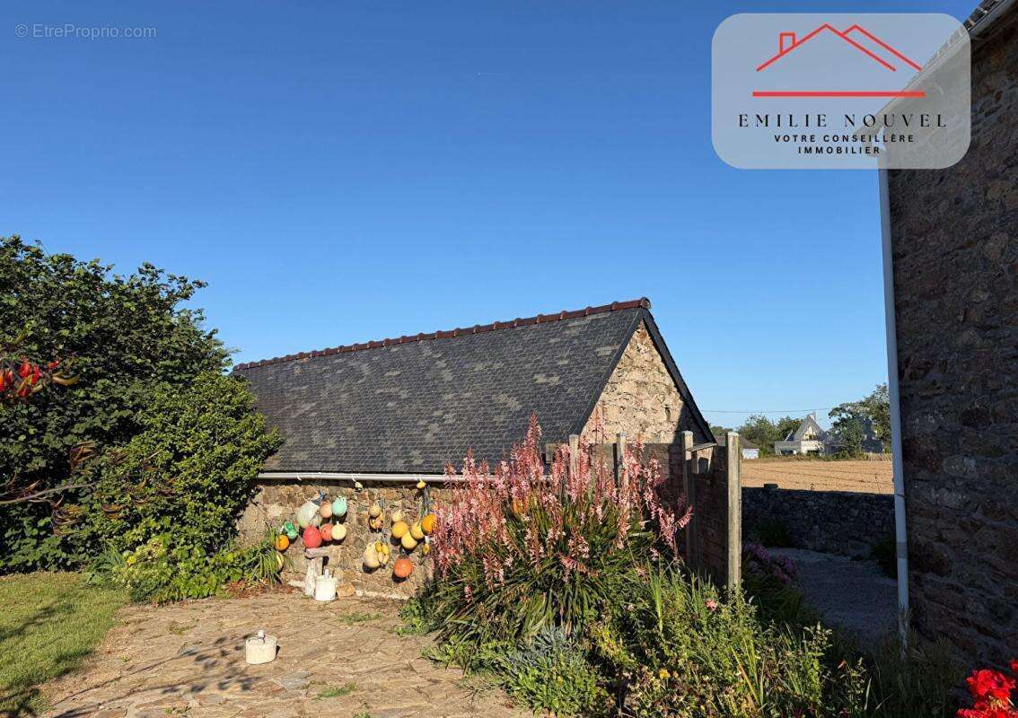 Maison bretonne avec studio indépendant : 5 chambres, jardin sud et vraie capacité d'accueil à Pleubian - photo 7