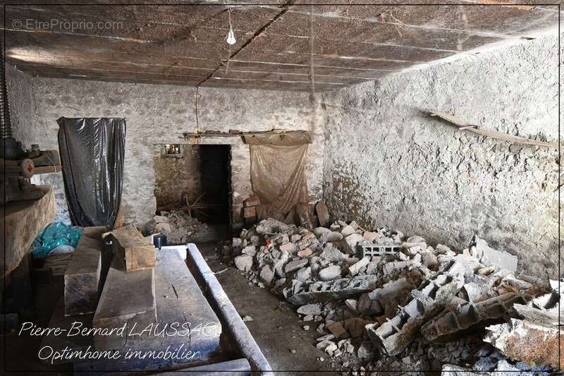 Maison à SAINT-JEAN-DE-LA-PORTE