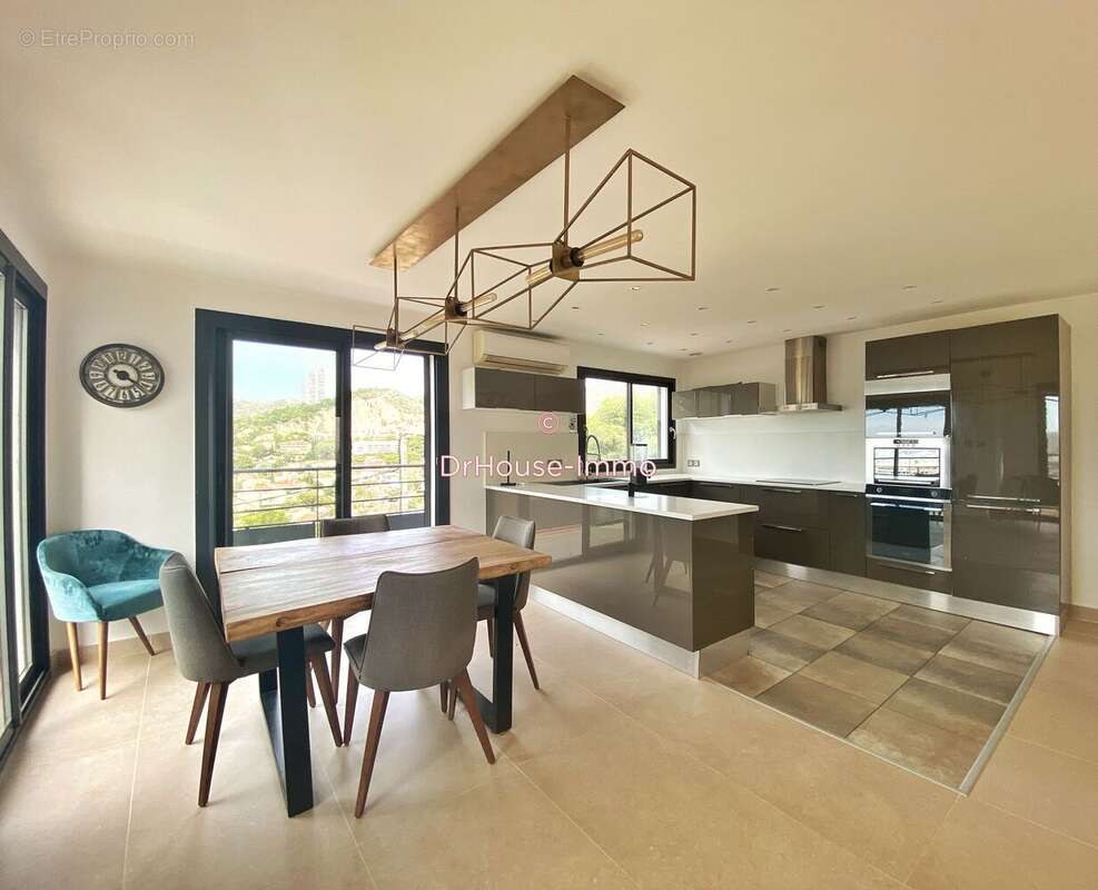 Maison à MARSEILLE-9E