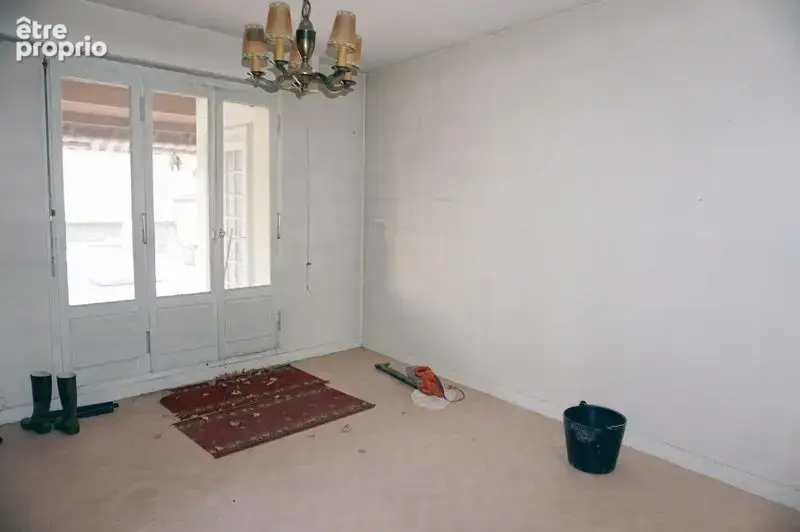 Digoin, Local commercial et appartements - photo 13