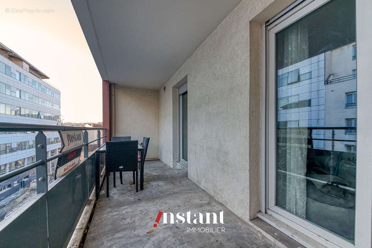 Appartement à LYON-9E