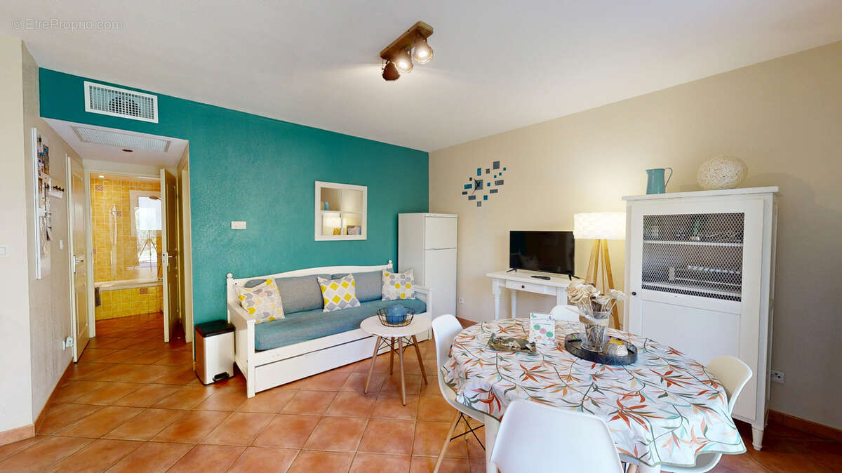 Appartement à GREOUX-LES-BAINS