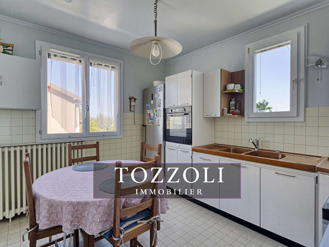 Maison à SAINT-QUENTIN-FALLAVIER