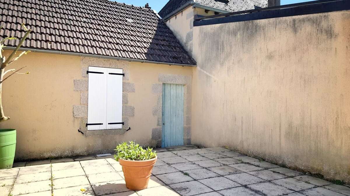 Appartement à BOUSSAC