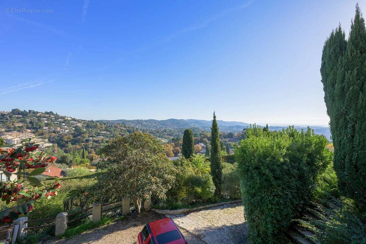 Maison à MOUGINS
