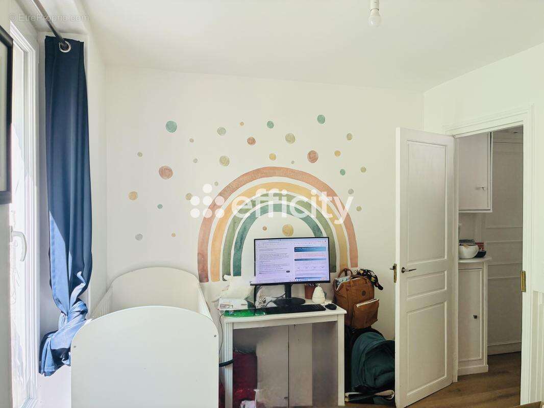 Appartement à PARIS-10E