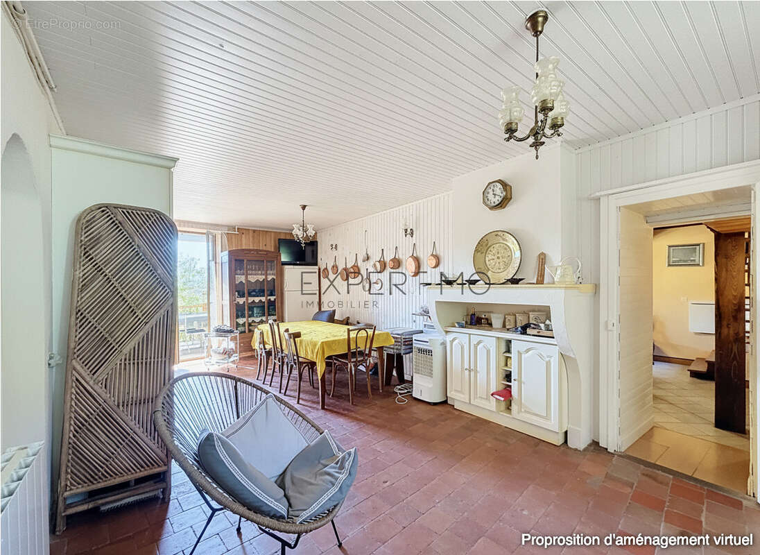 Burnand : Authentique maison en pierre avec 3 149 m2 de terrain - photo 3