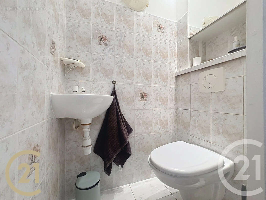 Appartement à PARIS-20E