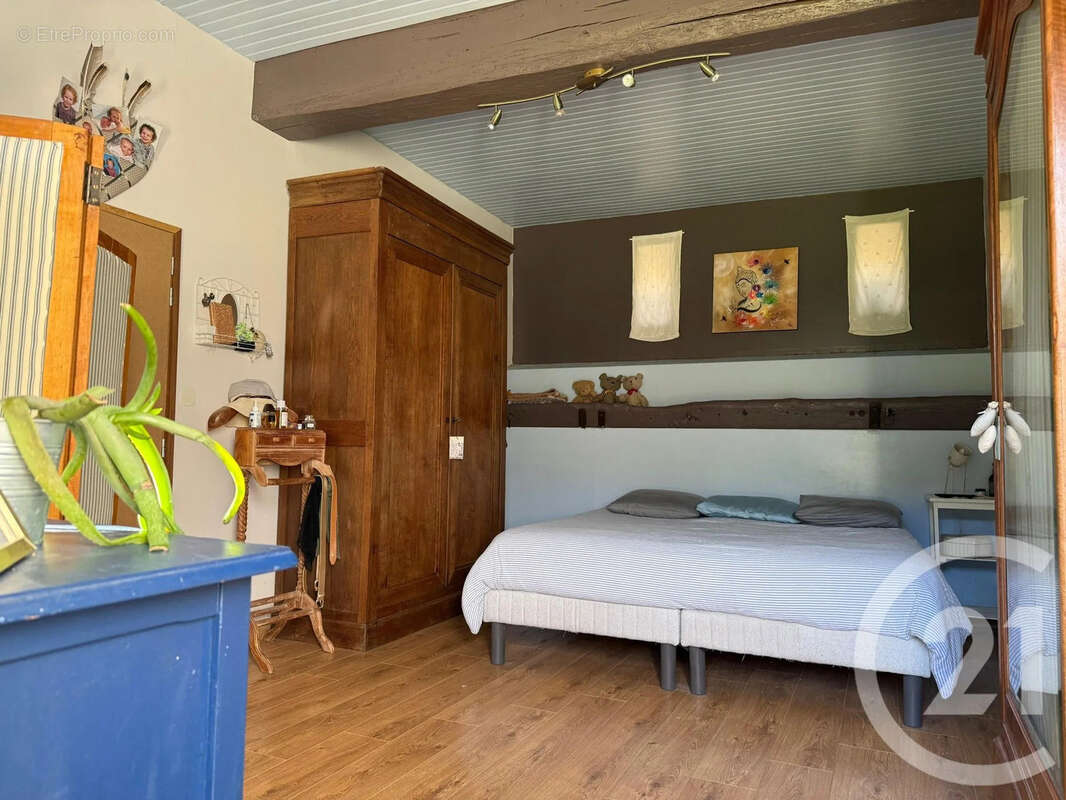 Maison à CHAMPIGNY-LA-FUTELAYE