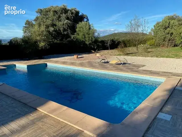 Belle villa traditionnelle type 5 sur 1300m2 de jardin avec piscine - vue degagée - photo 2