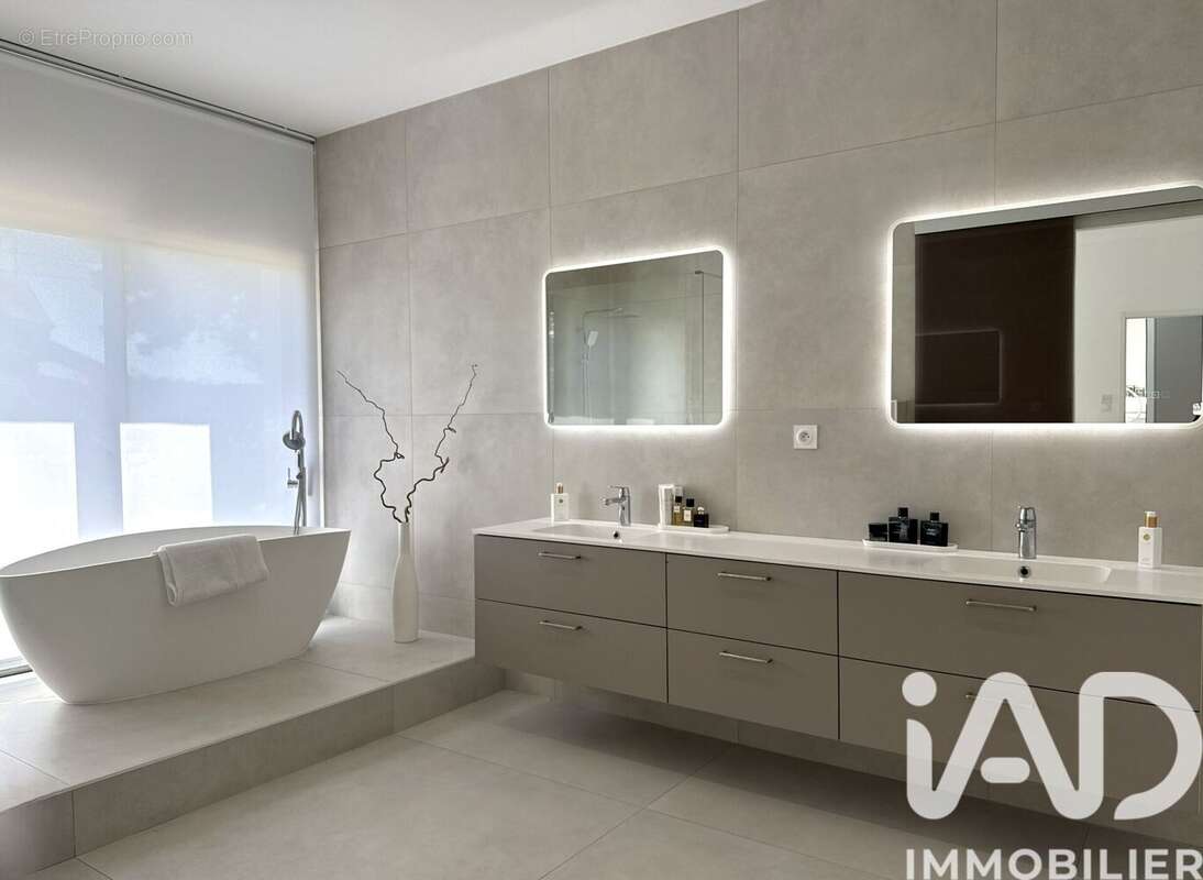 Photo 6 - Maison à MONTREUIL-JUIGNE