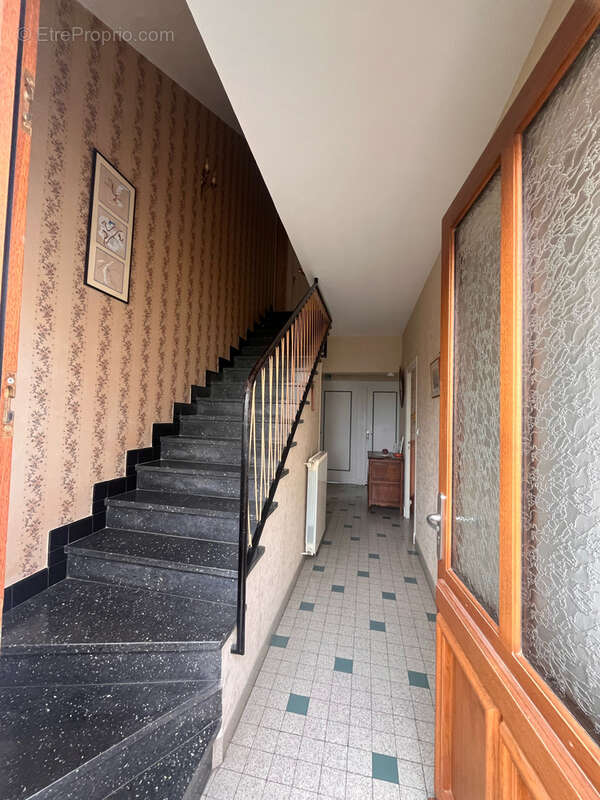 Maison à YZEURE