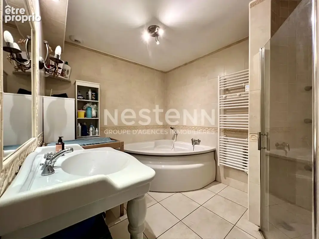 VAUBÉCOURT : Maison de 194m², 7 pièces , 6 chambres, garage et terrain - photo 11