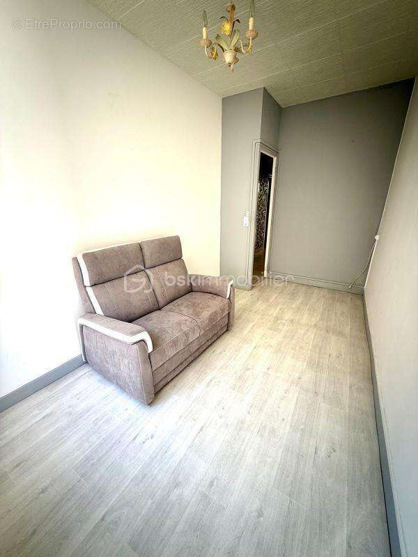 Maison à NOIRETABLE