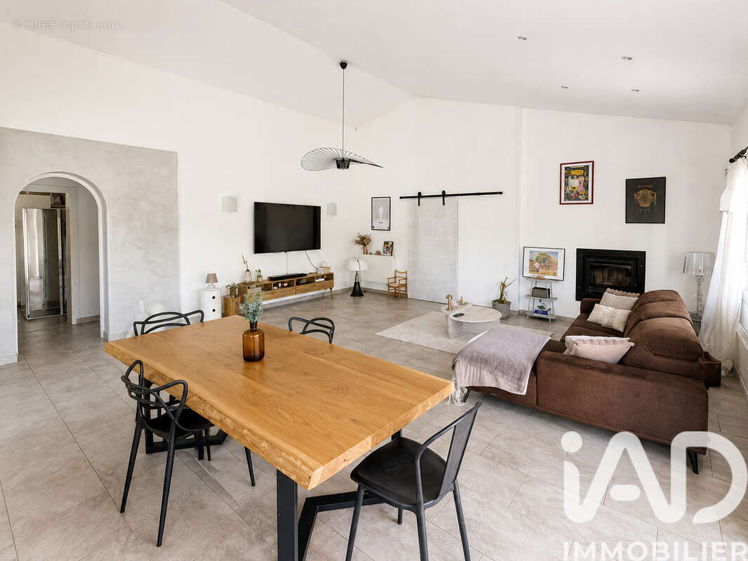 Photo 8 - Maison à NIMES