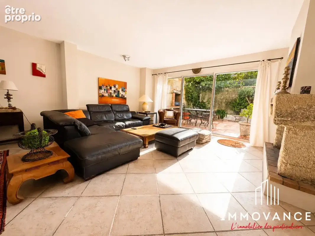 Maison 260 m² à Poussan  - photo 6