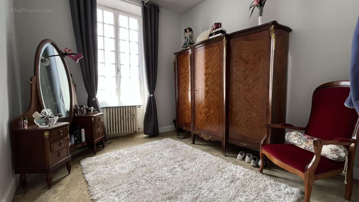 Maison à AUTUN
