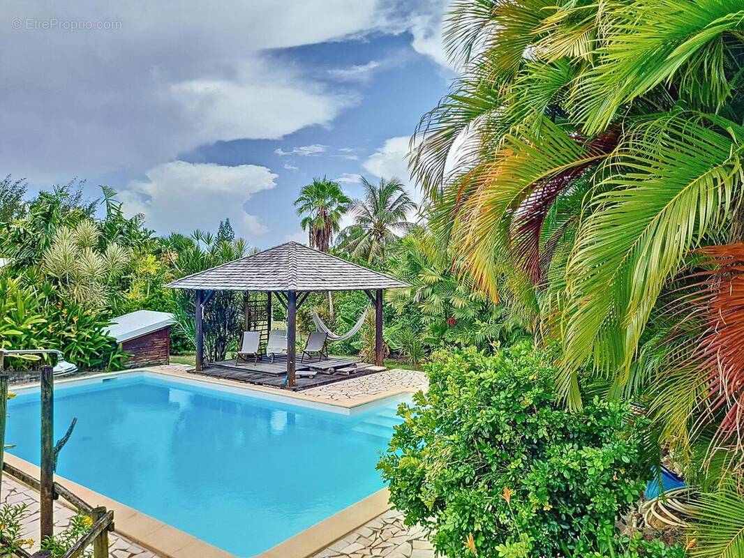 Photo 1 - Maison à DESHAIES