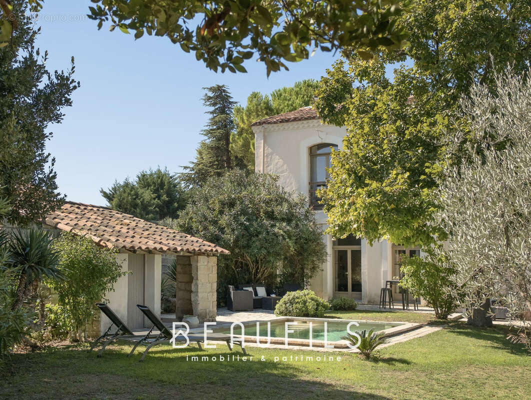 Maison à SAINT-LAURENT-D'AIGOUZE