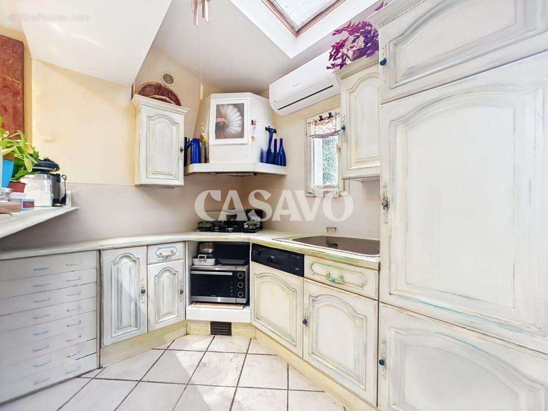 Appartement à DECINES-CHARPIEU