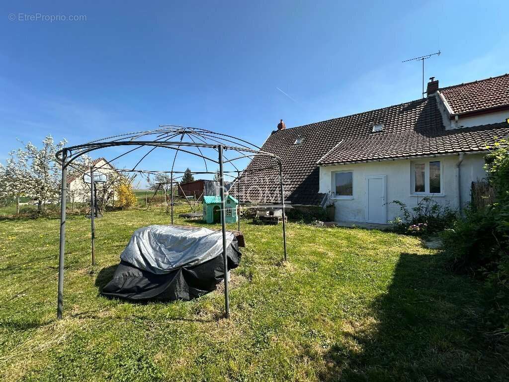 Maison à LA FERTE-GAUCHER