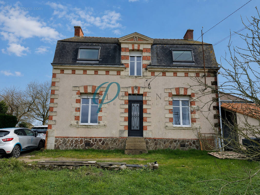 Maison à LIRE