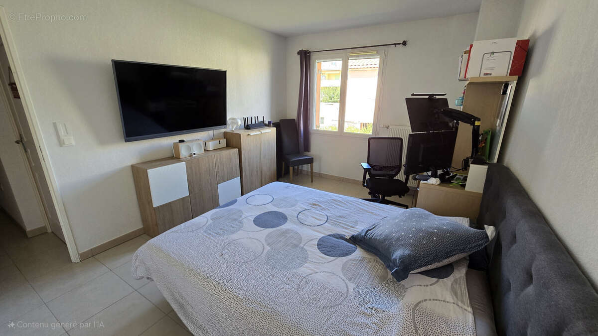 Appartement à LE MUY