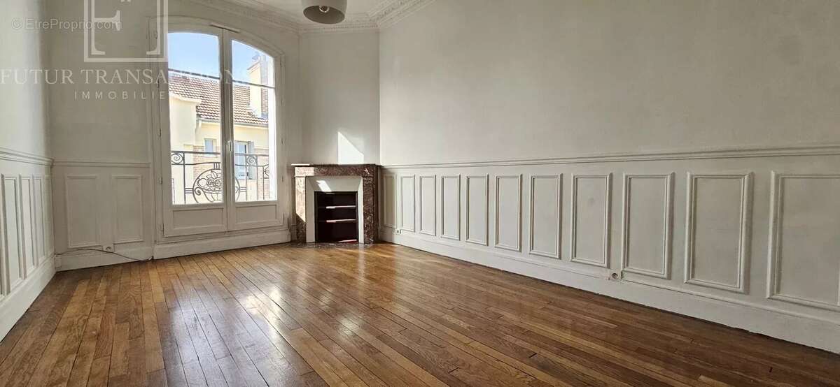 Appartement à COLOMBES