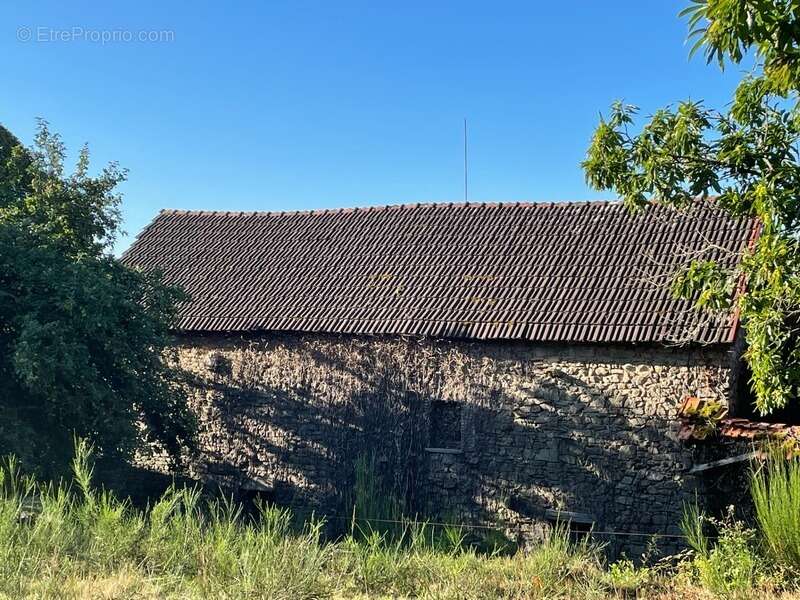Maison à NAILLAT