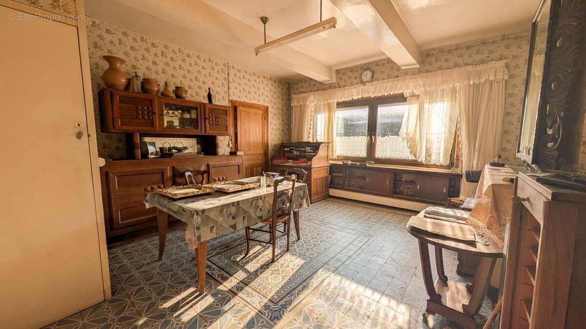 Maison à WALINCOURT-SELVIGNY
