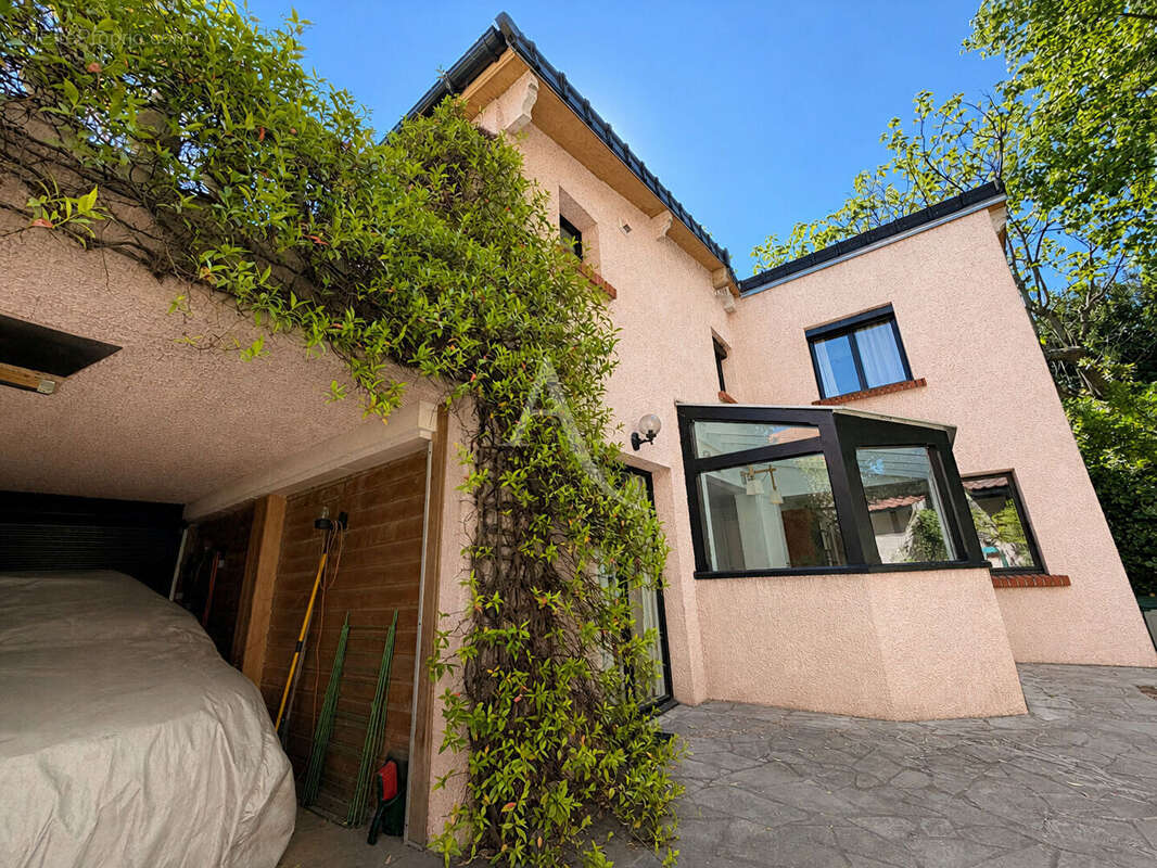 Maison Le-perreux-sur-marne 6 pièce(s) 118 m2 - photo 3