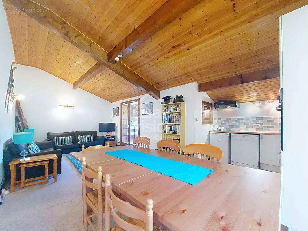 Appartement à CHATEL