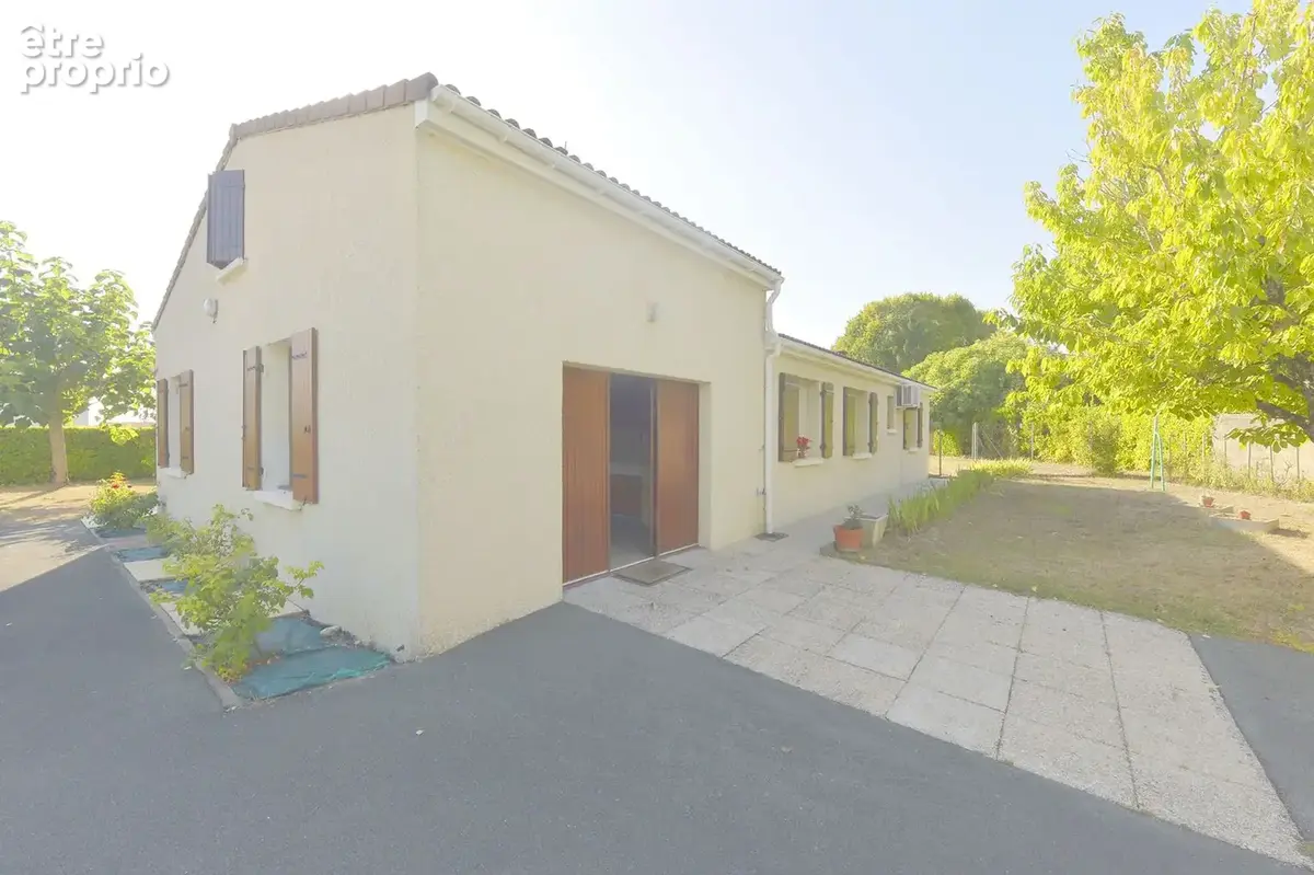 Maison 109 m² à Semussac  - photo 7