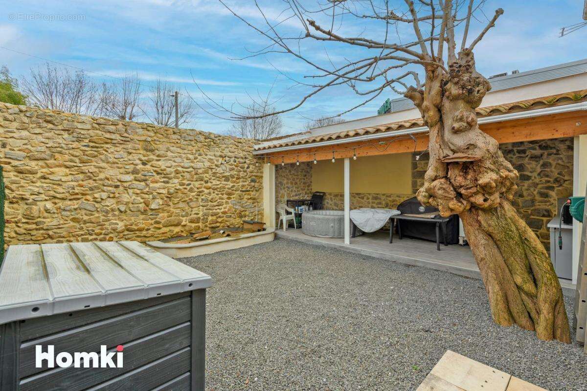 Appartement à QUISSAC