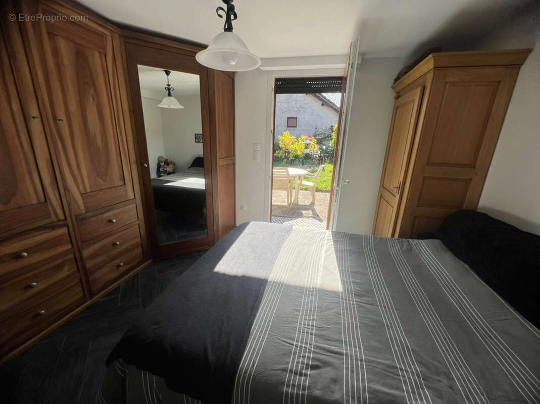 Maison à MIRIBEL-LES-ECHELLES