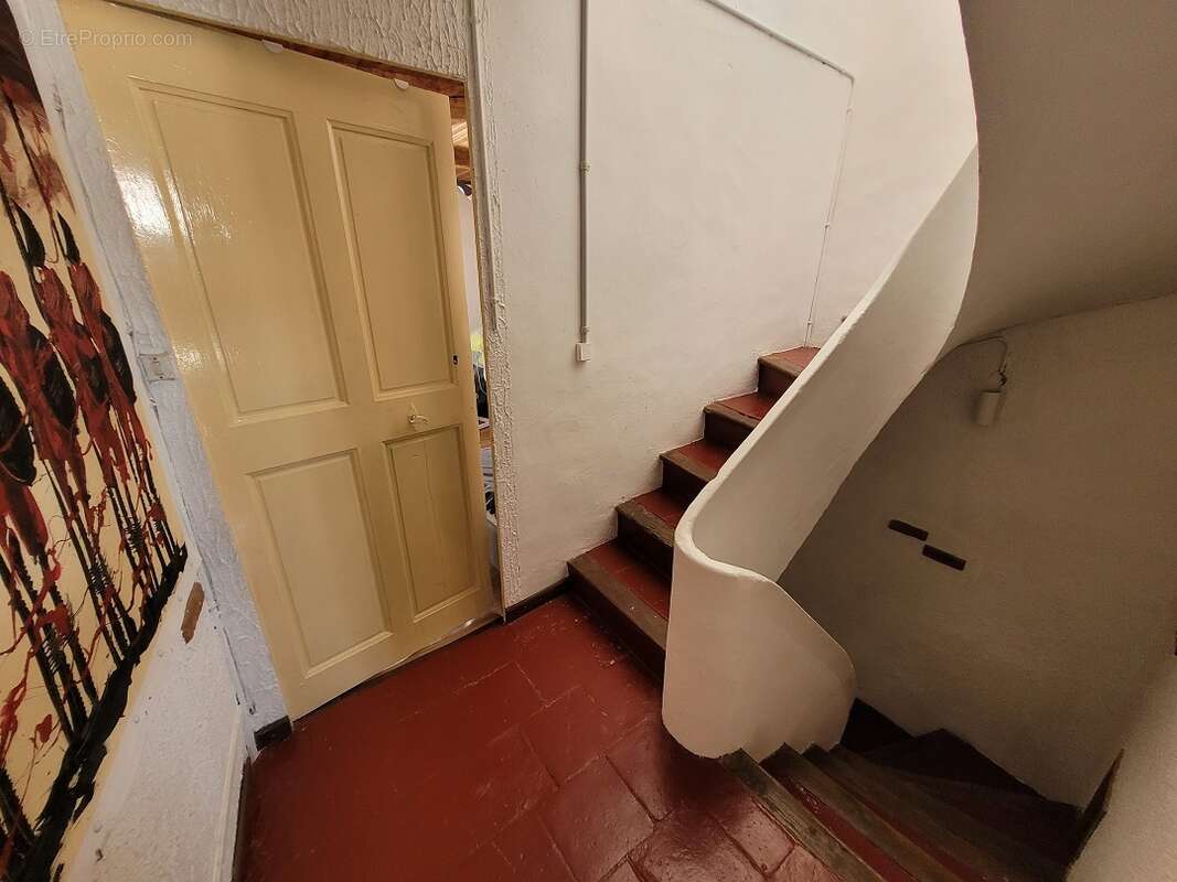 Maison à SAINT-GENIES-DE-FONTEDIT