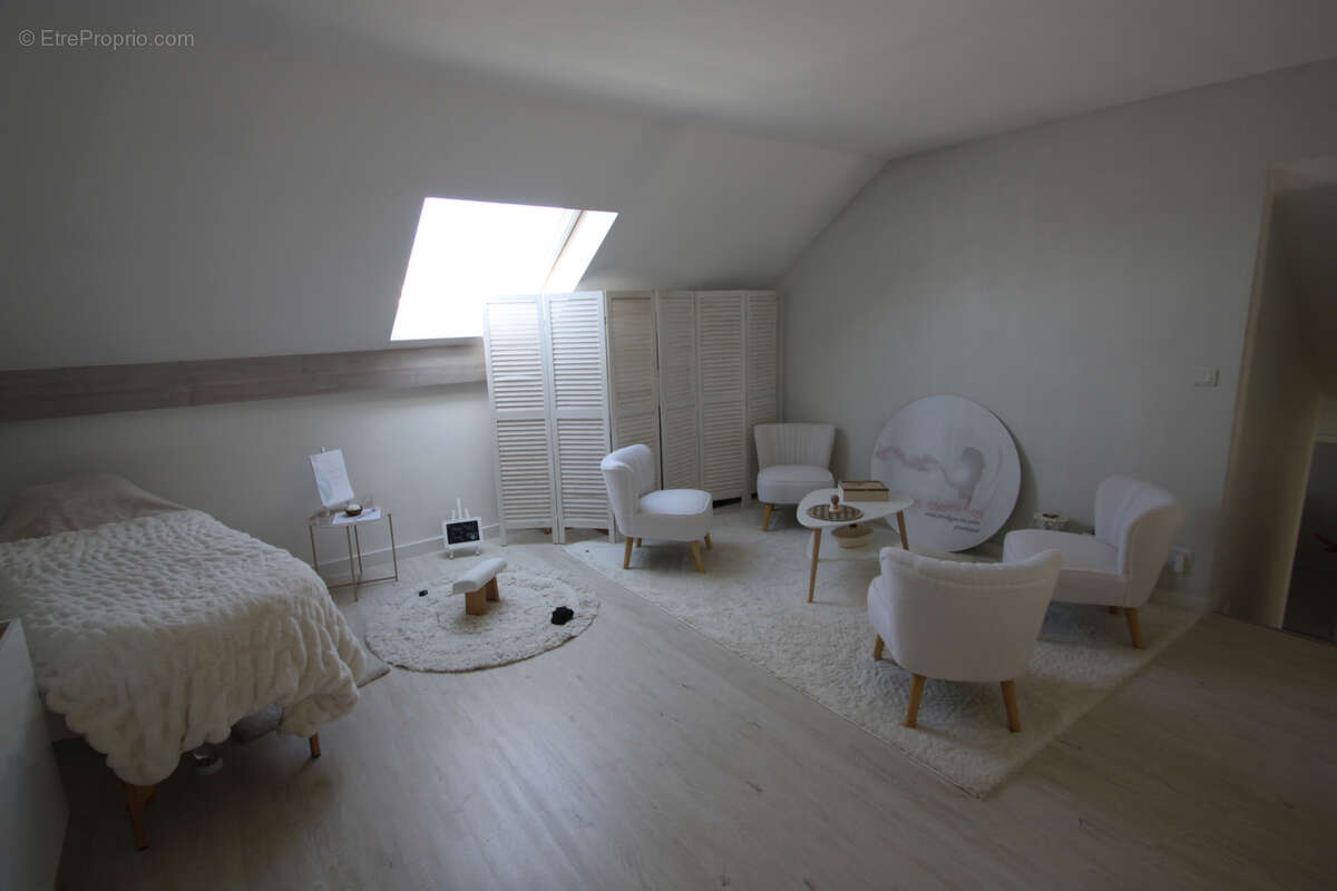 Maison Lumineuse de 135 M2 à Servigny-lès-sainte-barbe - photo 16