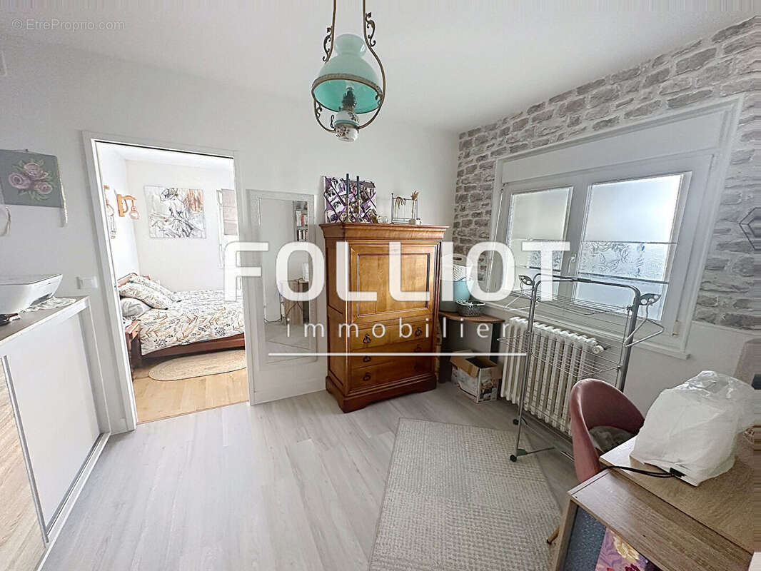 Maison 5 pièces à vendre à Saint-Pair-sur-Mer - Confort et tranquillité - photo 10
