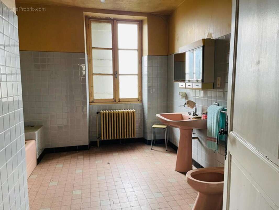 Photo 3 - Maison à LA CLAYETTE