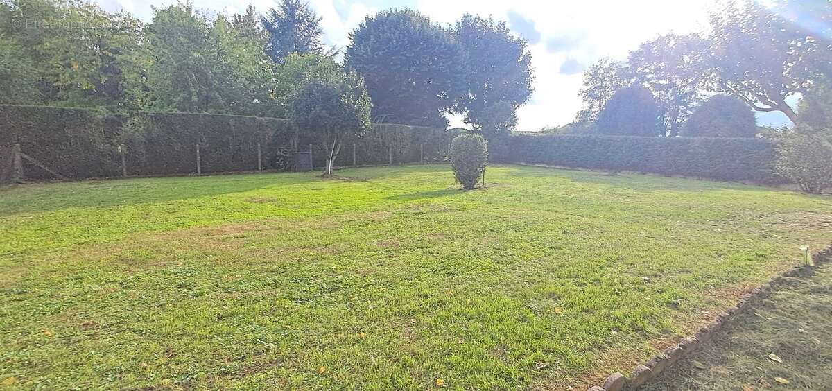 Maison à LA ROCHEFOUCAULD