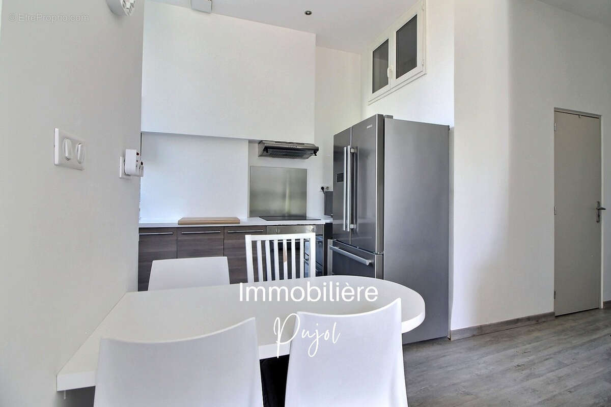 Appartement à MARSEILLE-8E