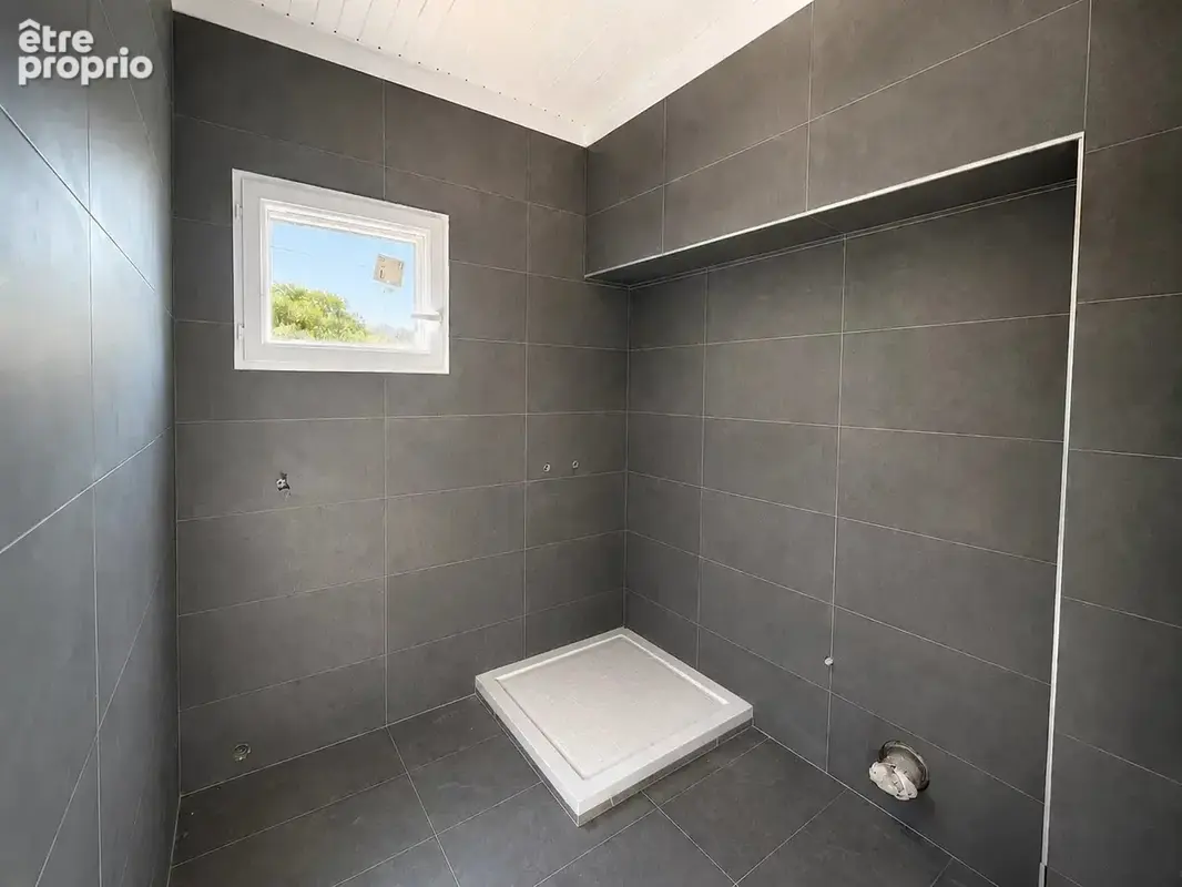 Grasse – appartement entièrement rénové – dernier étage - photo 5