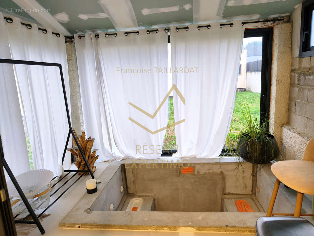 Maison renovee de plain pied quartier recherche proche de la ville - photo 6