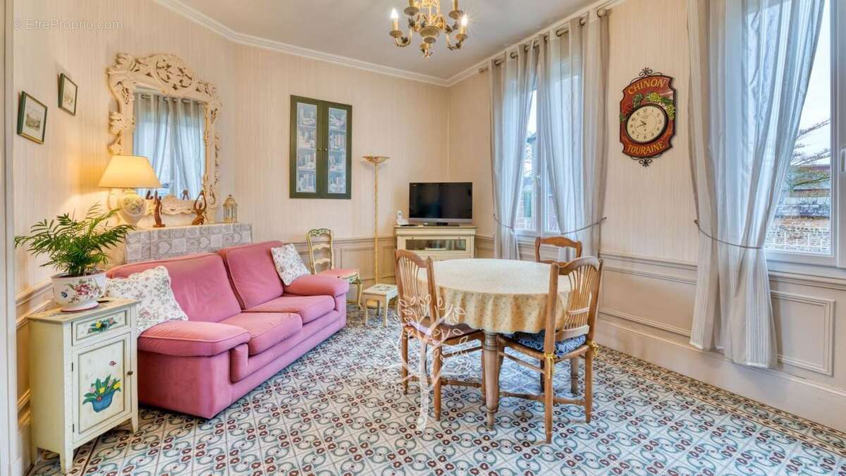 Maison à SAINT-SAENS