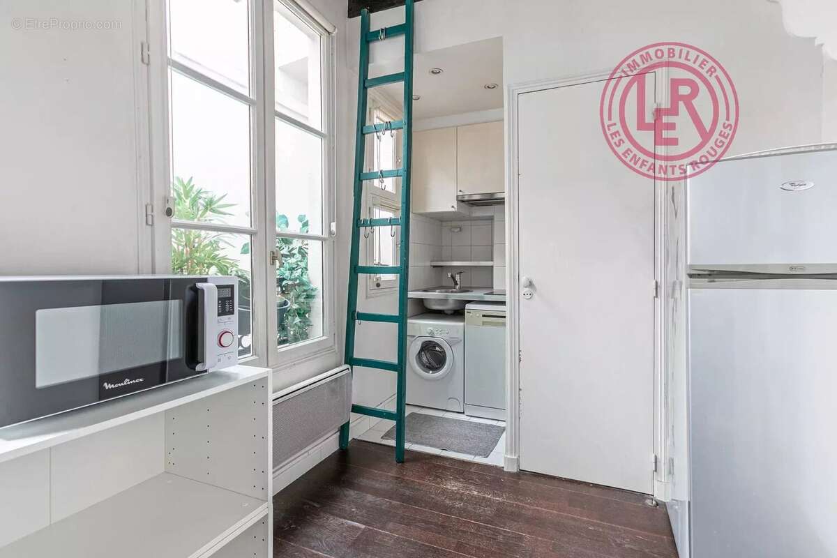 Appartement à PARIS-3E