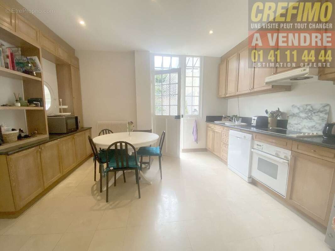 Maison à ASNIERES-SUR-SEINE